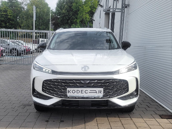 Nový vůz MG HS 1,5 TGI 7AT 170k  Emotion bílá metalíza Benzín Automatická