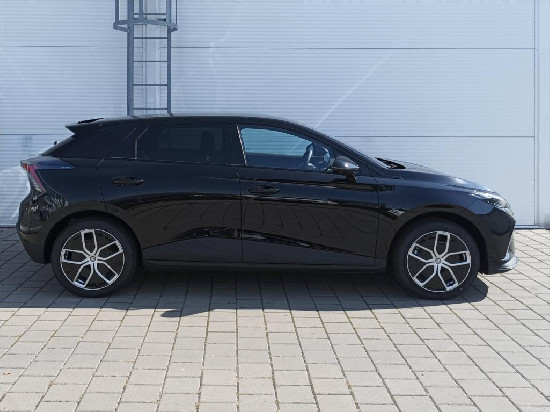 Nový vůz MG MG4 EV 77kWh 245k 1AT 4x2  Exclusive černá metalíza Elektro Automatická