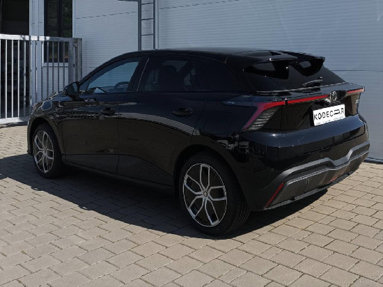 Nový vůz MG MG4 EV 77kWh 245k 1AT 4x2  Exclusive černá metalíza Elektro Automatická