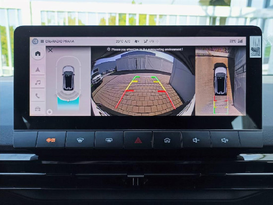 Nový vůz MG MG4 EV 77kWh 245k 1AT 4x2  Exclusive černá metalíza Elektro Automatická