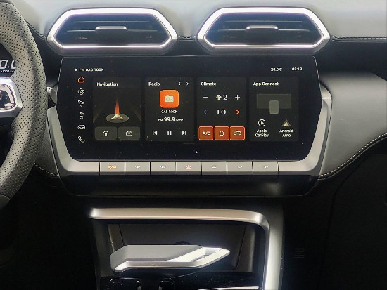 Nový vůz MG ZS 1,5 HEV 102k 3AT  Exclusive zelená metalíza hybridní - benzin Automatická