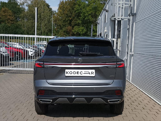 Nový vůz MG HS 1,5 Emotion TGI 7AT 170k šedá metalíza Benzín Automatická