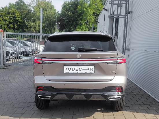 Nový vůz MG HS 1,5 Emotion TGI 7AT 170k světle šedá metalíza Benzín Automatická