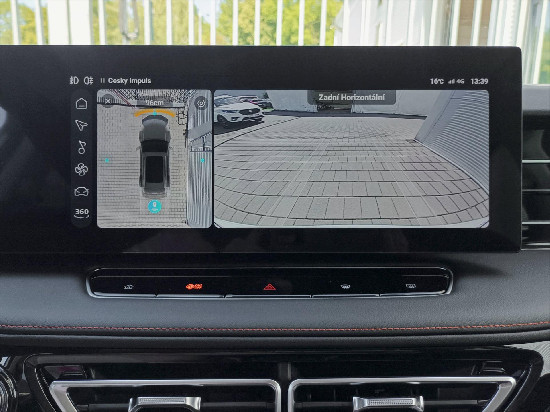 Nový vůz MG HS 1,5 HEV 2AT 143k  Exclusive bílá metalíza hybridní - benzin Automatická