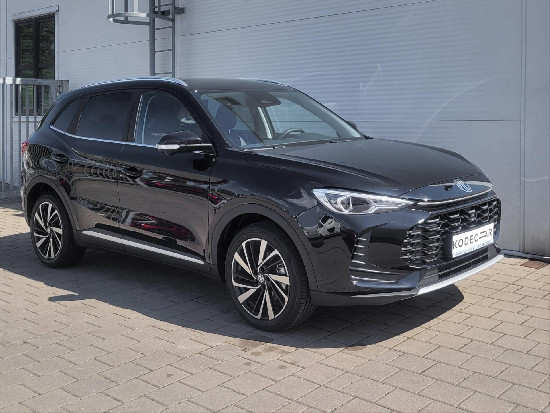 Nový vůz MG ZS 1,5 HEV 102k 3AT  Exclusive černá metalíza hybridní - benzin Automatická