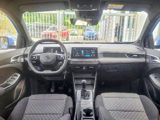 Nový vůz MG MG3 1,5 Excite 116k 5MAN modrá metalíza Benzín Manuální