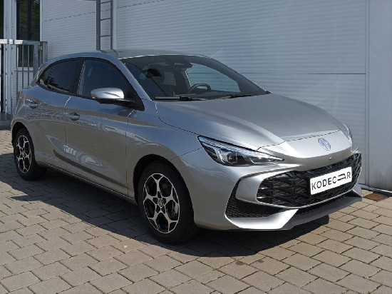 Nový vůz MG MG3 1,5 Hybrid+ 195k AT 4x2 100kW+75kW Exclusive stříbrná metalíza hybridní - benzin Automatická