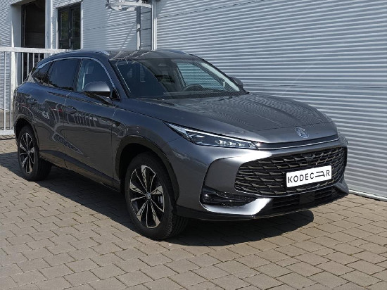 Nový vůz MG HS 1,5 Emotion TGI 7AT 170k šedá metalíza Benzín Automatická