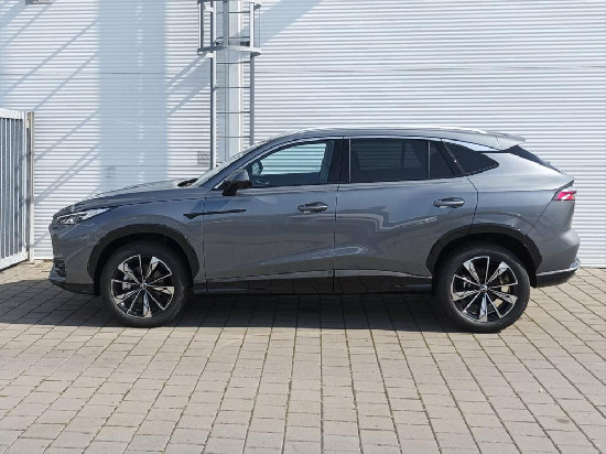 Nový vůz MG HS 1,5 Emotion TGI 7AT 170k šedá metalíza Benzín Automatická
