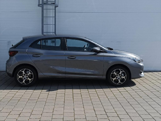 Nový vůz MG MG3 1,5 Hybrid+ 195k AT 4x2 100kW+75kW Emotion šedá metalíza hybridní - benzin Automatická