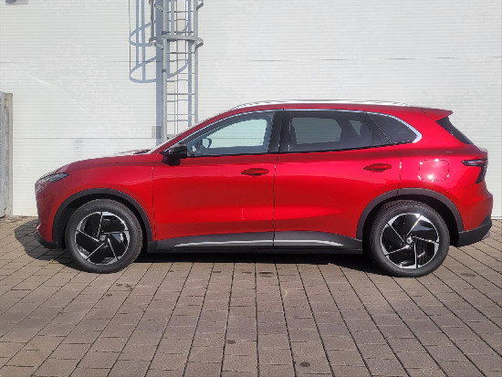 Nový vůz MG MGS5 EV 0,0 231k 64kWh 1AT  Exclusive červená metalíza Elektro Automatická