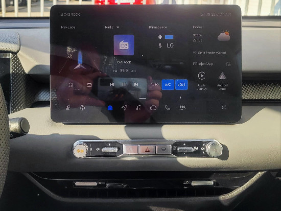 Nový vůz MG MGS5 EV 0,0 Exclusive 231k 64kWh 1AT červená metalíza Elektro Automatická