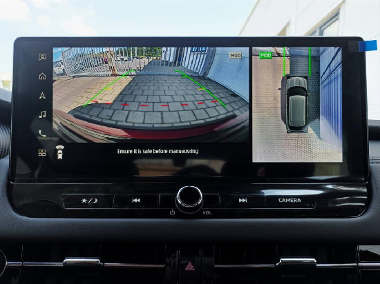 Nový vůz Mitsubishi Outlander 2,4 PHEV 306k AT 4x4  Instyle červená metalíza hybridní - benzin Automatická