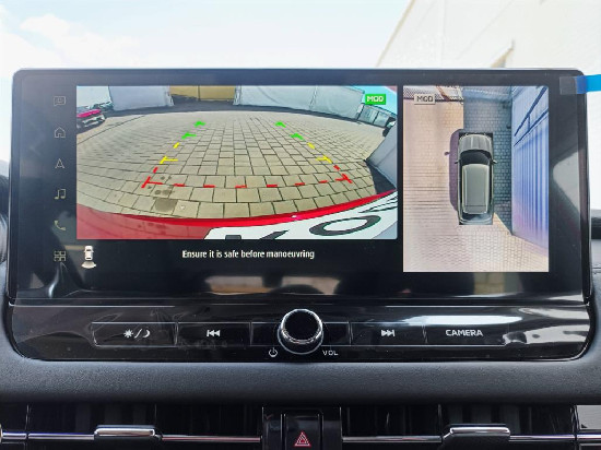 Nový vůz Mitsubishi Outlander 2,4 PHEV 306k AT 4x4  Instyle červená metalíza hybridní - benzin Automatická